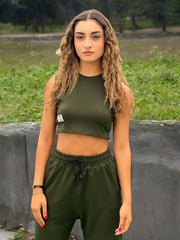 sleeveless fit crop top