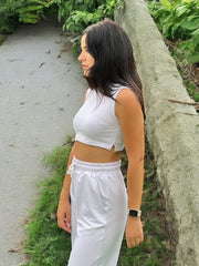 sleeveless fit crop top