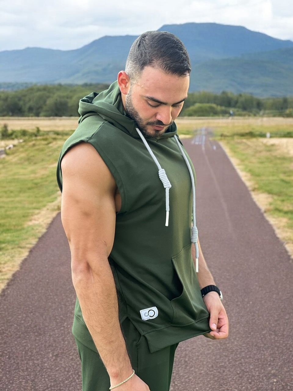 over size light blend sleeveless hoodie